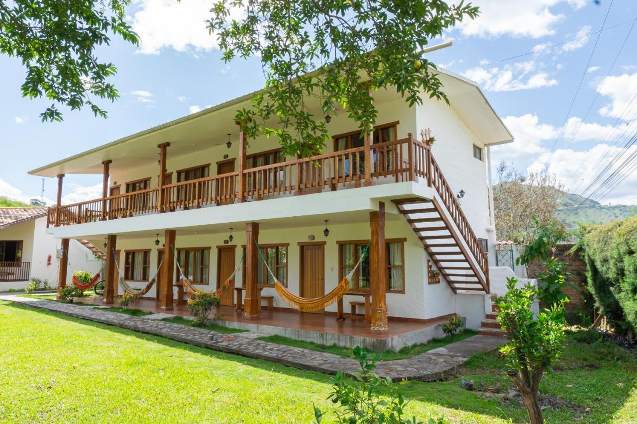 Hosteria Paraiso 빌카밤바 외부 사진